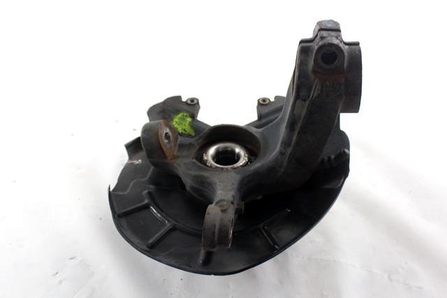 VRTLJIVI LEZAJ DESNO / PESTO KOLESA Z LEZAJEM SPREDAJ OEM N. 6Q0407256AC ORIGINAL REZERVNI DEL SEAT IBIZA 6J5 6P1 MK4 R BER/SW (2012 -2017) BENZINA LETNIK 2012