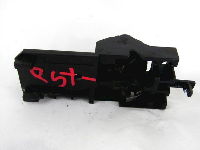 NOTRANJA KLJUKA  OEM N. 71743828 ORIGINAL REZERVNI DEL FIAT SEDICI FY (2006 - 4/2009) DIESEL LETNIK 2007