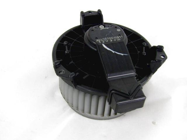 VENTILATOR  KABINE  OEM N. AV272700-0311 ORIGINAL REZERVNI DEL FIAT SEDICI FY (2006 - 4/2009) DIESEL LETNIK 2007