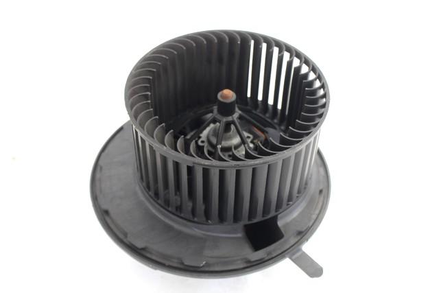 VENTILATOR  KABINE  OEM N. A1698200642 ORIGINAL REZERVNI DEL MERCEDES CLASSE A W169 5P C169 3P R (05/2008 - 2012) BENZINA LETNIK 2012