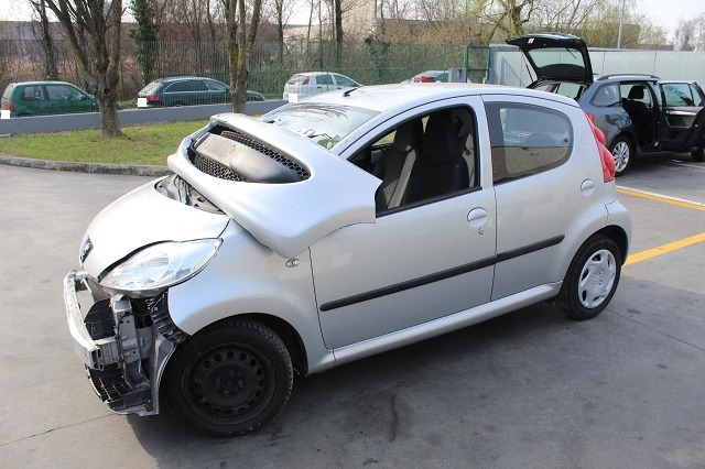 PEUGEOT 107 1.0 B 50KW 5M 5P (2007) RICAMBI IN MAGAZZINO