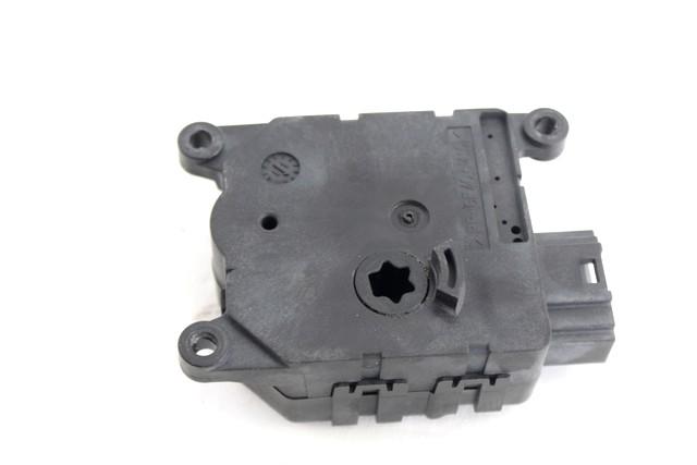 MOTORCEK OGREVANJA OEM N. A1698203042 ORIGINAL REZERVNI DEL MERCEDES CLASSE A W169 5P C169 3P R (05/2008 - 2012) BENZINA LETNIK 2012