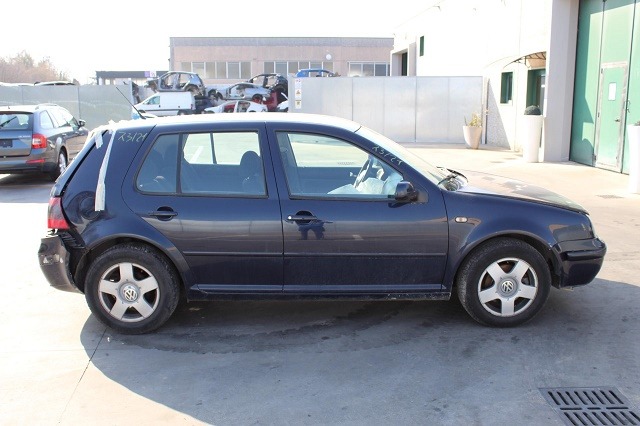 VOLKSWAGEN GOLF 4 1.9 D 81KW 5M 5P (1998) RICAMBI IN MAGAZZINO