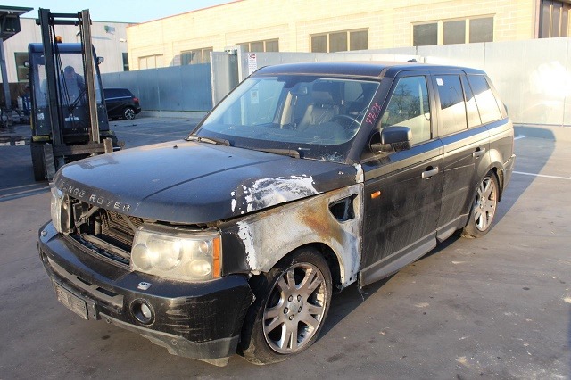 LAND ROVER RANGE ROVER SPORT 2.7 D 4X4 140KW AUT 5P (2006) RICAMBI IN MAGAZZINO