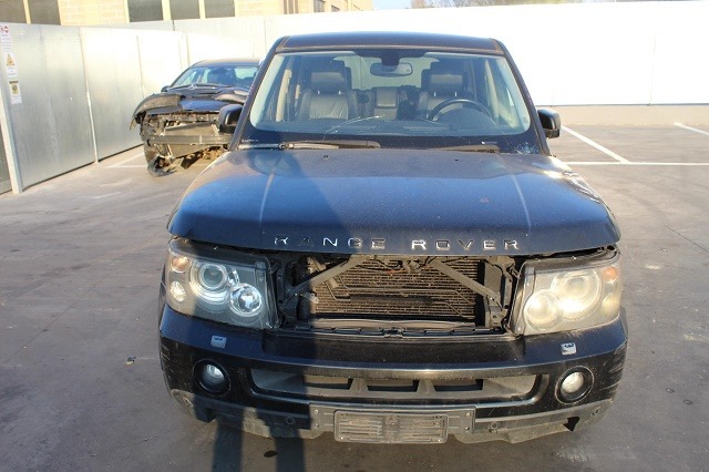 LAND ROVER RANGE ROVER SPORT 2.7 D 4X4 140KW AUT 5P (2006) RICAMBI IN MAGAZZINO