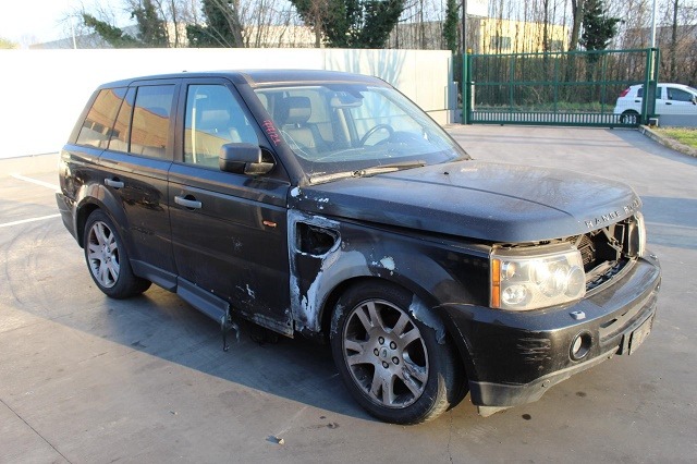 LAND ROVER RANGE ROVER SPORT 2.7 D 4X4 140KW AUT 5P (2006) RICAMBI IN MAGAZZINO