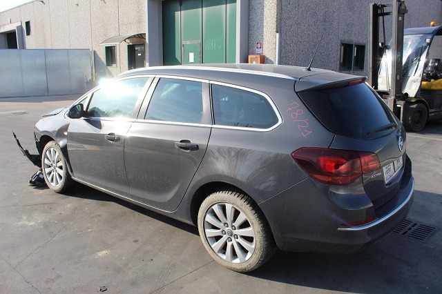 OPEL ASTRA SW 1.7 D 81KW 6M 5P (2014) RICAMBI IN MAGAZZINO