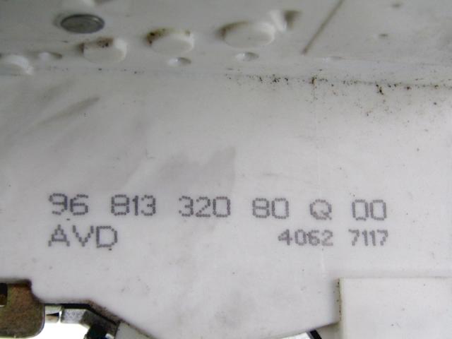 CENTRALNI ZAKLEP SPREDNJIH VRAT  OEM N. 9681332080 ORIGINAL REZERVNI DEL CITROEN C4 MK1 / COUPE L LC (2004 - 08/2009) DIESEL LETNIK 2006