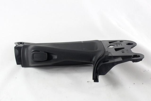 NOTRANJA KLJUKA  OEM N. AV11-R266A63-AD ORIGINAL REZERVNI DEL FORD BMAX JK (2012 - 2018)DIESEL LETNIK 2014