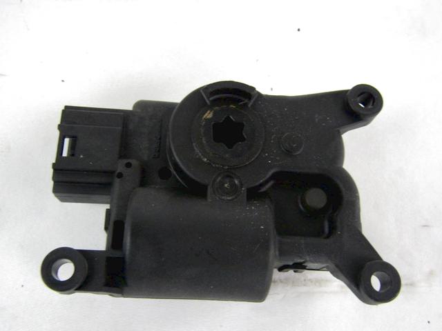 MOTORCEK OGREVANJA OEM N. 5Q0907511ND8 ORIGINAL REZERVNI DEL VOLKSWAGEN GOLF VII 5G1 BQ1 BE1 BE2 BA5 BV5 MK7 (2012 - 2017)DIESEL LETNIK 2013