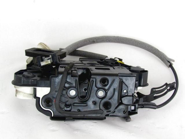 CENTRALNO ZAKLEPANJE PREDNIH LEVIH VRAT OEM N. 5K1837015E ORIGINAL REZERVNI DEL VOLKSWAGEN GOLF VII 5G1 BQ1 BE1 BE2 BA5 BV5 MK7 (2012 - 2017)DIESEL LETNIK 2013