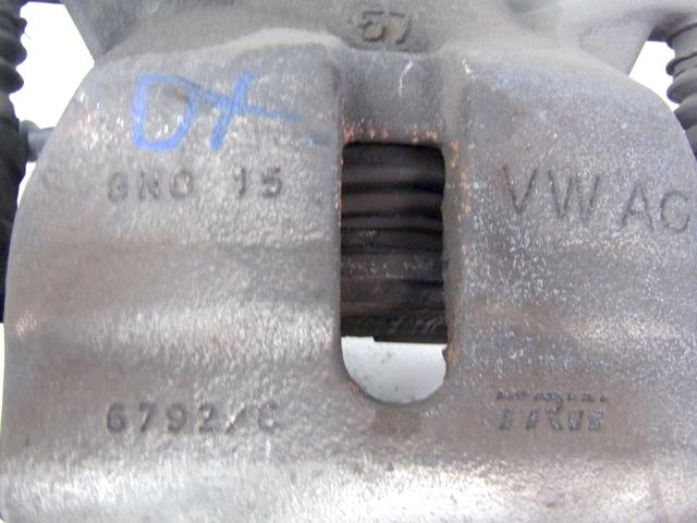 SPREDNJE DESNE ZAVORNE CELJUSTI  OEM N. 8V0615124 ORIGINAL REZERVNI DEL VOLKSWAGEN GOLF VII 5G1 BQ1 BE1 BE2 BA5 BV5 MK7 (2012 - 2017)DIESEL LETNIK 2013