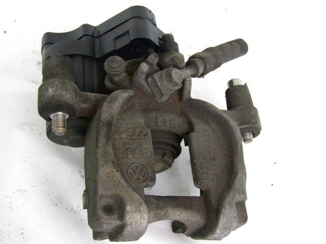 ZADNJE DESNE ZAVORNE CELJUSTI  OEM N. 8V0615424D ORIGINAL REZERVNI DEL VOLKSWAGEN GOLF VII 5G1 BQ1 BE1 BE2 BA5 BV5 MK7 (2012 - 2017)DIESEL LETNIK 2013