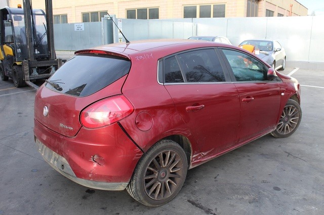 FIAT BRAVO 1.6 D 88KW AUT 5P (2009) RICAMBI IN MAGAZZINO