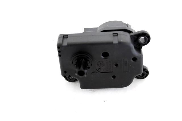 MOTORCEK OGREVANJA OEM N. DA644001U ORIGINAL REZERVNI DEL OPEL ASTRA J P10 5P/3P/SW (2010 - 2015) DIESEL LETNIK 2014