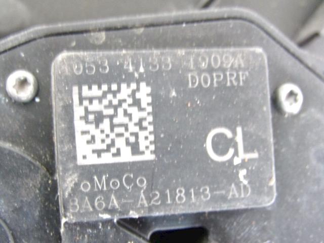 CENTRALNO ZAKLEPANJE PREDNIH LEVIH VRAT OEM N. 8A6A-A21813-AD ORIGINAL REZERVNI DEL FORD FIESTA CB1 CNN MK6 (09/2008 - 11/2012) BENZINA LETNIK 2009