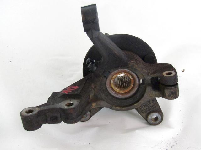 VRTLJIVI LEZAJ DESNO / PESTO KOLESA Z LEZAJEM SPREDAJ OEM N. 1771022 ORIGINAL REZERVNI DEL FORD FIESTA CB1 CNN MK6 (09/2008 - 11/2012) BENZINA LETNIK 2009