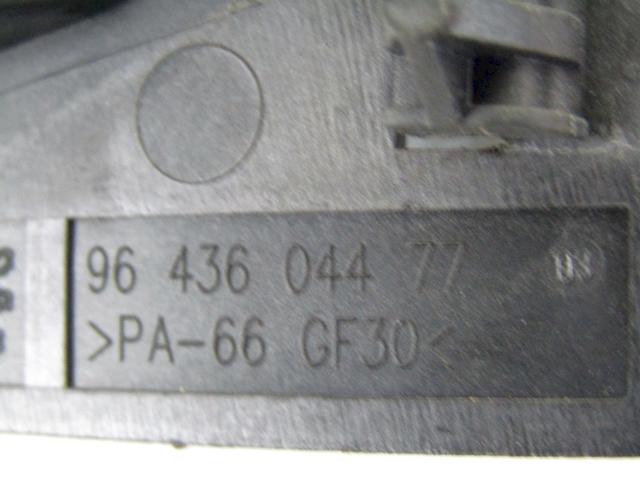 NOTRANJA KLJUKA  OEM N. 9643604477 ORIGINAL REZERVNI DEL PEUGEOT 307 3A/B/C/E/H BER/SW/CABRIO (2001 - 2009) DIESEL LETNIK 2006