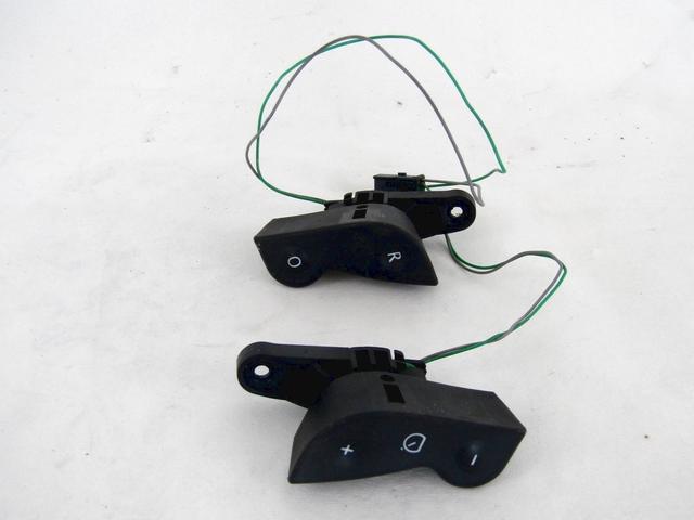 MULTIFUNKCIJSKI VOLAN OEM N. 8200218170 ORIGINAL REZERVNI DEL RENAULT SCENIC/GRAND SCENIC JM0/1 MK2 (2003 - 2009) BENZINA/GPL LETNIK 2007