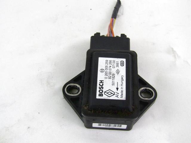 ESP OEM N. 8200074266 ORIGINAL REZERVNI DEL RENAULT SCENIC/GRAND SCENIC JM0/1 MK2 (2003 - 2009) BENZINA/GPL LETNIK 2007