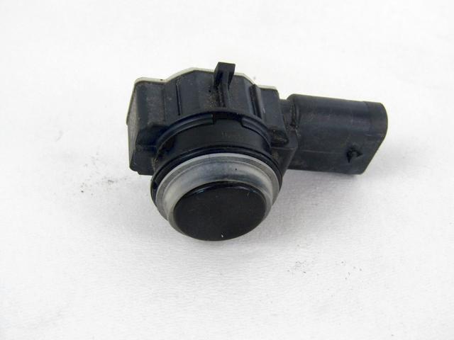 PARKIRNI SENZORJI OEM N. A0009050242 ORIGINAL REZERVNI DEL MERCEDES CLASSE B W246 (2011 - 2018)BENZINA LETNIK 2013