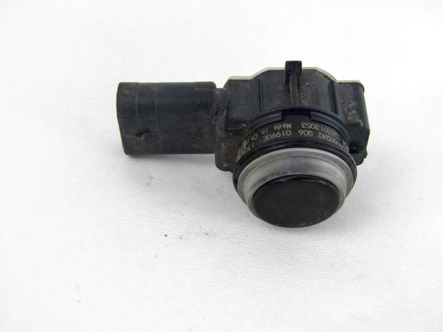 PARKIRNI SENZORJI OEM N. A0009050242 ORIGINAL REZERVNI DEL MERCEDES CLASSE B W246 (2011 - 2018)BENZINA LETNIK 2013