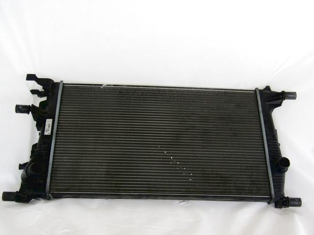 RADIATOR VODE OEM N. 214106387R ORIGINAL REZERVNI DEL RENAULT SCENIC XMOD / SCENIC JZ0/1 MK3 R (2012 - 2016) DIESEL LETNIK 2012