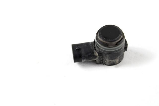 PARKIRNI SENZORJI OEM N. 5Q0919275B ORIGINAL REZERVNI DEL AUDI A4 B9 BER/SW/ALLROAD (2015 - 2019)DIESEL LETNIK 2016