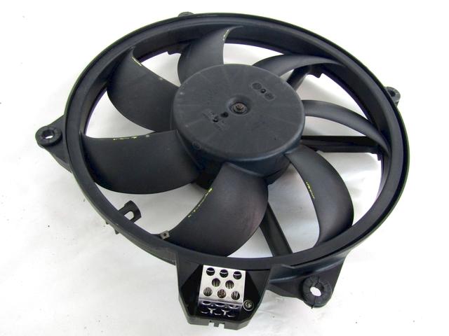 VENTILATOR HLADILNIKA OEM N. 214810898R ORIGINAL REZERVNI DEL RENAULT SCENIC XMOD / SCENIC JZ0/1 MK3 R (2012 - 2016) DIESEL LETNIK 2012