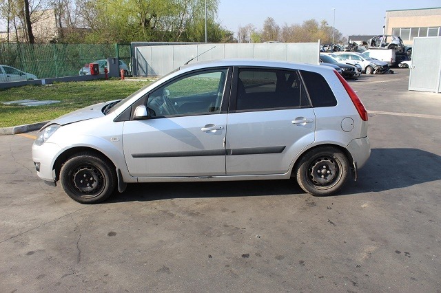 FORD FIESTA 1.4 D 50KW 5M 5P (2006) RICAMBI IN MAGAZZINO