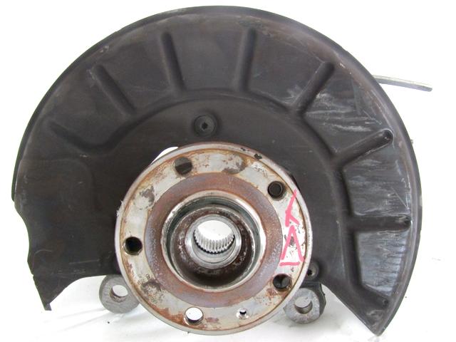 VRTLJIVI LEZAJ DESNO / PESTO KOLESA Z LEZAJEM SPREDAJ OEM N. 1K0407256AA ORIGINAL REZERVNI DEL AUDI Q3 8U (2011 - 2014)DIESEL LETNIK 2012