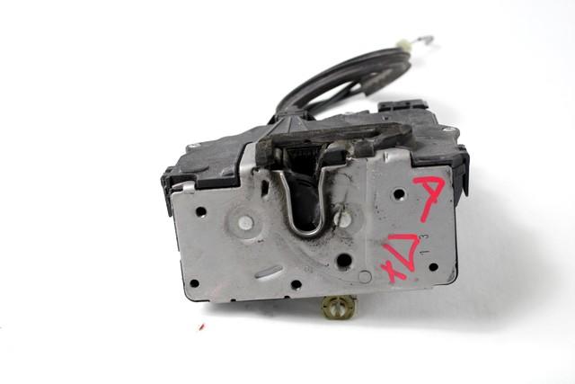 CENTRALNI ZAKLEP SPREDNJIH VRAT  OEM N. 55701964 ORIGINAL REZERVNI DEL FIAT GRANDE PUNTO 199 (2005 - 2012) BENZINA LETNIK 2006