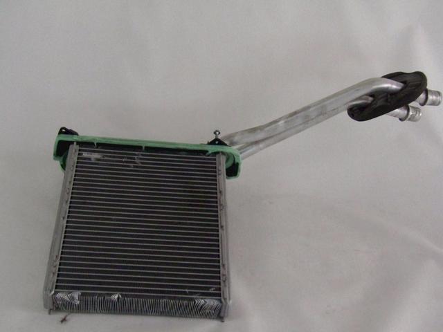 GRELEC RADIATORJA OEM N. 6448V6 ORIGINAL REZERVNI DEL PEUGEOT 308 4A 4B 4C 4E 4H MK1 BER/SW/CC (2007 - 2013) DIESEL LETNIK 2010