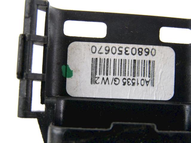 CENTRALNI ZAKLEP SPREDNJIH VRAT  OEM N. 9800616580 ORIGINAL REZERVNI DEL PEUGEOT 308 4A 4B 4C 4E 4H MK1 BER/SW/CC (2007 - 2013) DIESEL LETNIK 2010