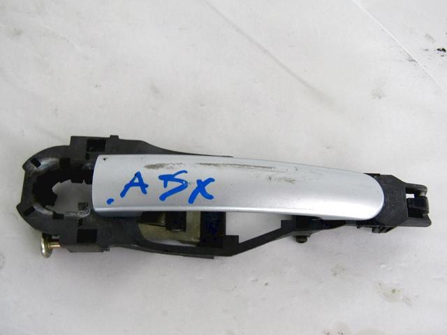 ZUNANJA KLJUKA SPREDNJA LEVA VRATA OEM N. 3B0837207GGRU ORIGINAL REZERVNI DEL VOLKSWAGEN POLO 9N R (2005 - 10/2009) DIESEL LETNIK 2005