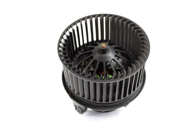 VENTILATOR  KABINE  OEM N. 3M5H-18456-AD ORIGINAL REZERVNI DEL FORD FOCUS DA HCP DP MK2 R BER/SW (2008 - 2011) BENZINA/GPL LETNIK 2009