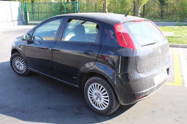 FIAT GRANDE PUNTO 1.4 B 57KW 5M 5P (2006) RICAMBI IN MAGAZZINO