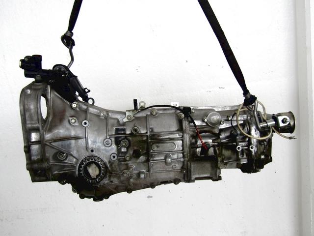 ROCNI MENJALNIK OEM N. TY758V1AAB CAMBIO MECCANICO ORIGINAL REZERVNI DEL SUBARU LEGACY BL BP MK4 (2003 - 2009) DIESEL LETNIK 2009