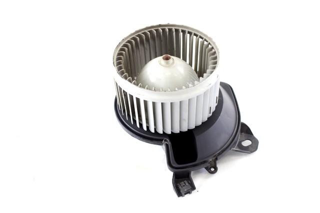 VENTILATOR  KABINE  OEM N. 77364956 ORIGINAL REZERVNI DEL FIAT PUNTO 199 MK3 (2011 - 2017)BENZINA/METANO LETNIK 2015