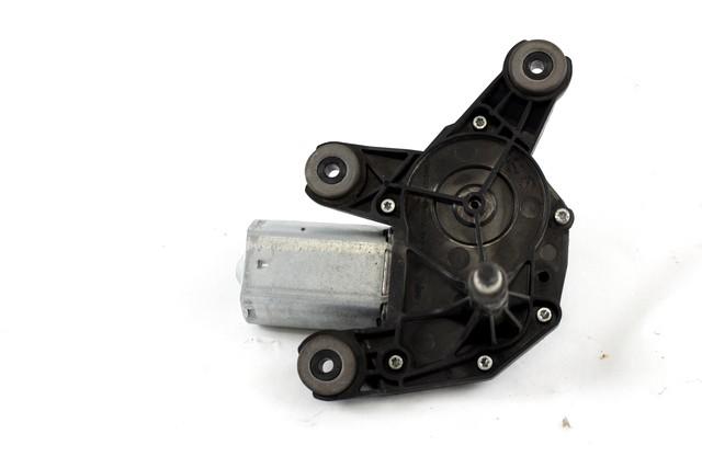 MOTORCEK ZADNJEGA BRISALCA OEM N. 51757867 ORIGINAL REZERVNI DEL FIAT PUNTO 199 MK3 (2011 - 2017)BENZINA/METANO LETNIK 2015