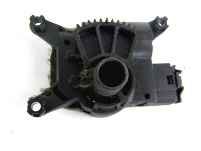 MOTORCEK OGREVANJA OEM N. A21000700 ORIGINAL REZERVNI DEL FIAT GRANDE PUNTO 199 (2005 - 2012) BENZINA LETNIK 2006