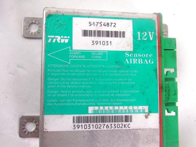 KIT AIRBAG KOMPLET OEM N. 18898 KIT AIRBAG COMPLETO ORIGINAL REZERVNI DEL FIAT GRANDE PUNTO 199 (2005 - 2012) BENZINA LETNIK 2006