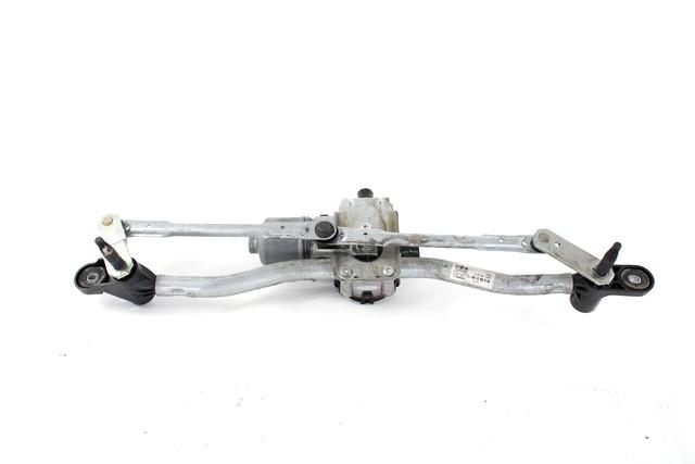 MOTORCEK PREDNJIH BRISALCEV OEM N. 390243019 ORIGINAL REZERVNI DEL ALFA ROMEO GIULIETTA 940 (2010 - 2020) BENZINA LETNIK 2012