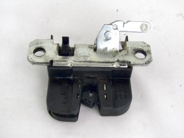 ZAKLEPANJE PRTLJA?NIH VRAT  OEM N. 6Q6827505D ORIGINAL REZERVNI DEL VOLKSWAGEN POLO 9N R (2005 - 10/2009) DIESEL LETNIK 2007