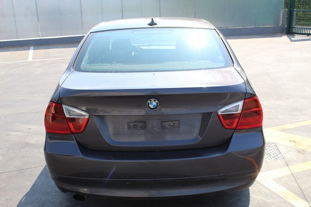 BMW SERIE 3 320D E90 2.0 D 120KW 6M 4P (2007) RICAMBI IN MAGAZZINO