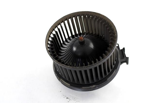 VENTILATOR  KABINE  OEM N. 8E2H-18456-AB ORIGINAL REZERVNI DEL FORD FIESTA CB1 CNN MK6 R (2012 - 2017)BENZINA/GPL LETNIK 2012