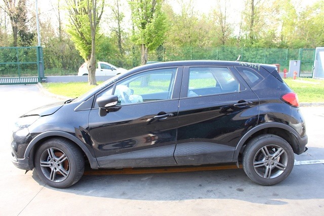 RENAULT CAPTUR 1.5 D 66KW 5M 5P (2014) RICAMBI IN MAGAZZINO