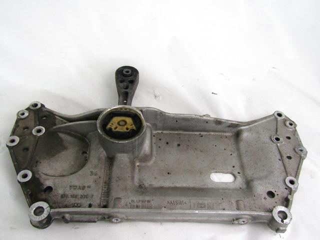 SPREDNJA OS/NOSILEC MOTORJA OEM N. 1K0199369F ORIGINAL REZERVNI DEL AUDI A3 MK2R 8P 8PA 8P1 8P7 (2008 - 2012)DIESEL LETNIK 2011