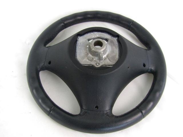 VOLAN OEM N. 32306795570 ORIGINAL REZERVNI DEL BMW SERIE 1 BER/COUPE/CABRIO E81/E82/E87/E88 LCI R (2007 - 2013) DIESEL LETNIK 2010