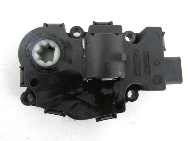 MOTORCEK OGREVANJA OEM N. 929888G ORIGINAL REZERVNI DEL BMW SERIE 1 BER/COUPE/CABRIO E81/E82/E87/E88 LCI R (2007 - 2013) DIESEL LETNIK 2010